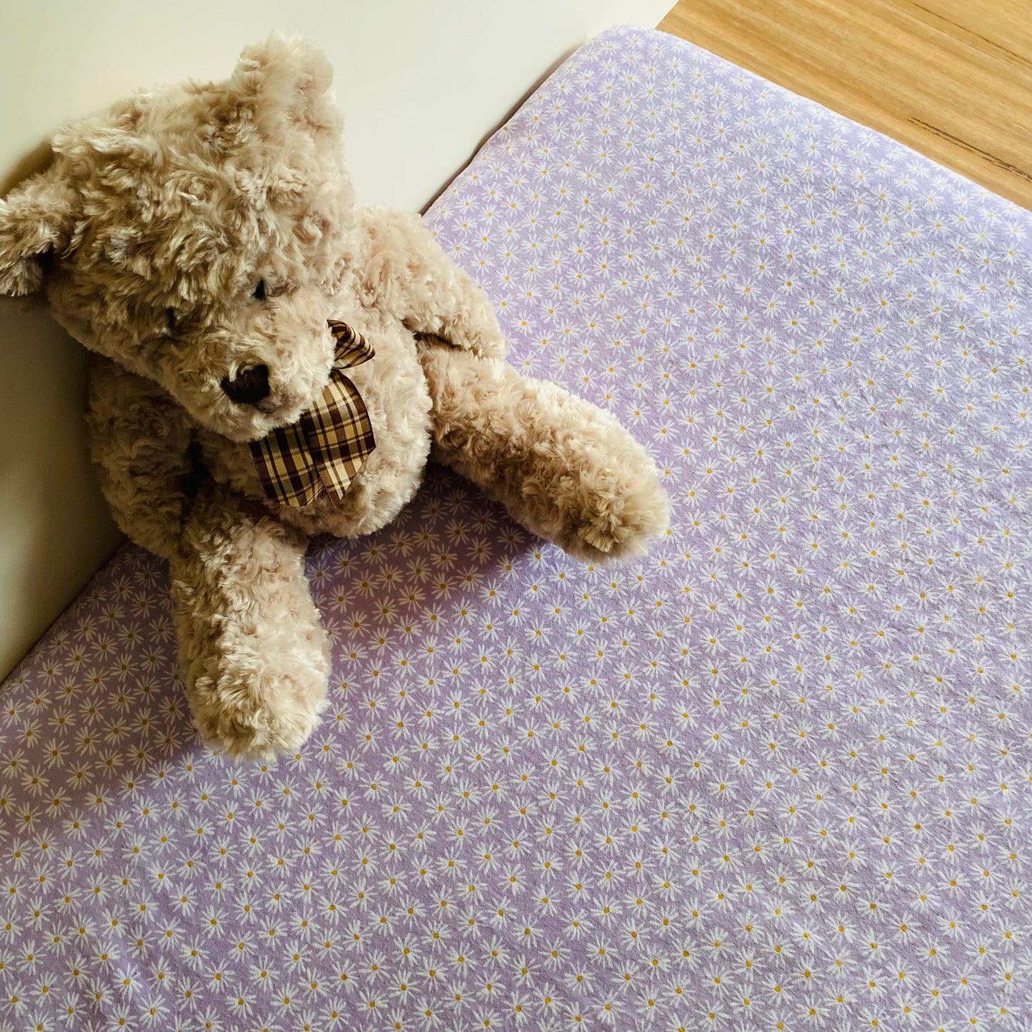 Flannel Fitted Cot Sheet - Daisy Lilac