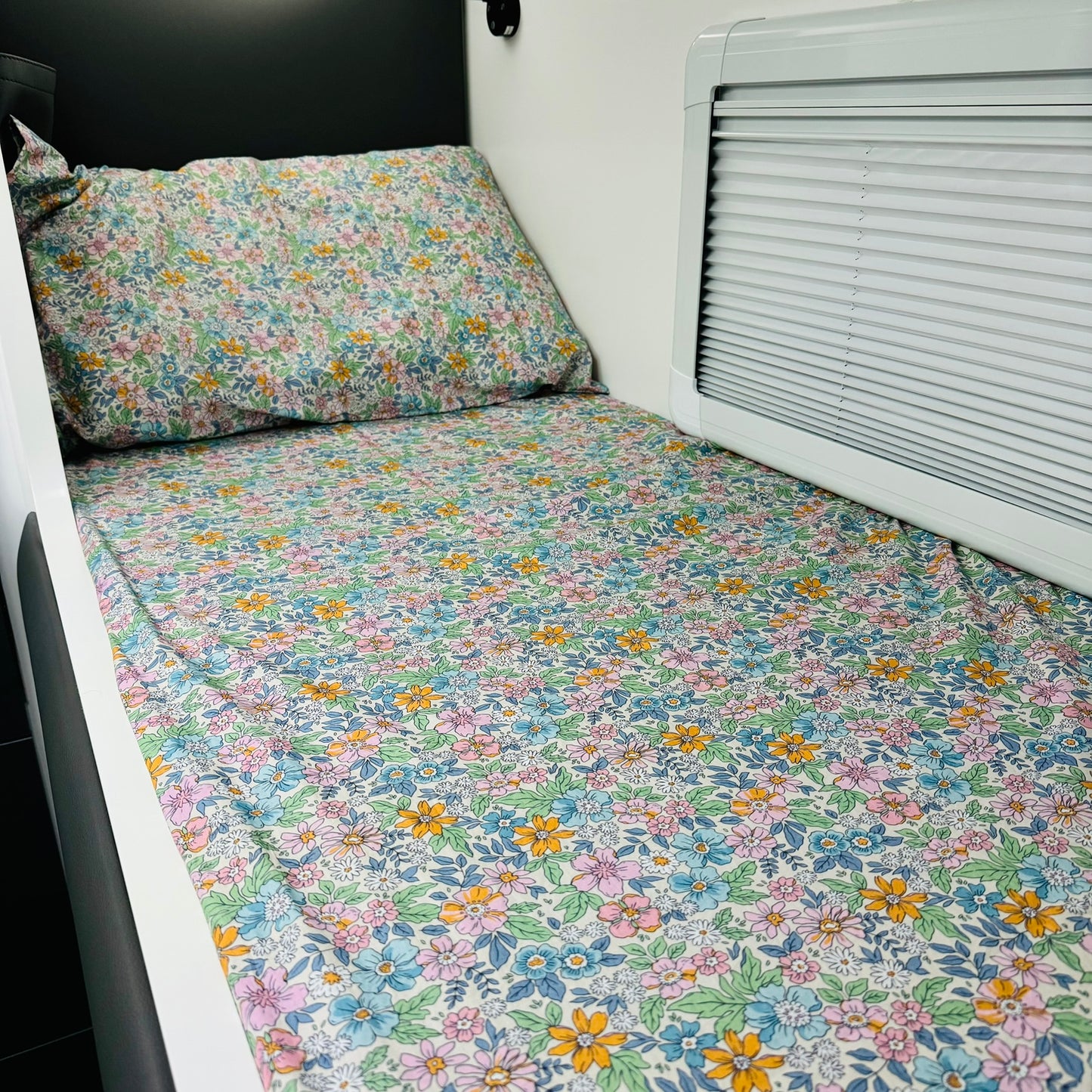 Caravan Bunk Fitted Sheet - Wild Bloom