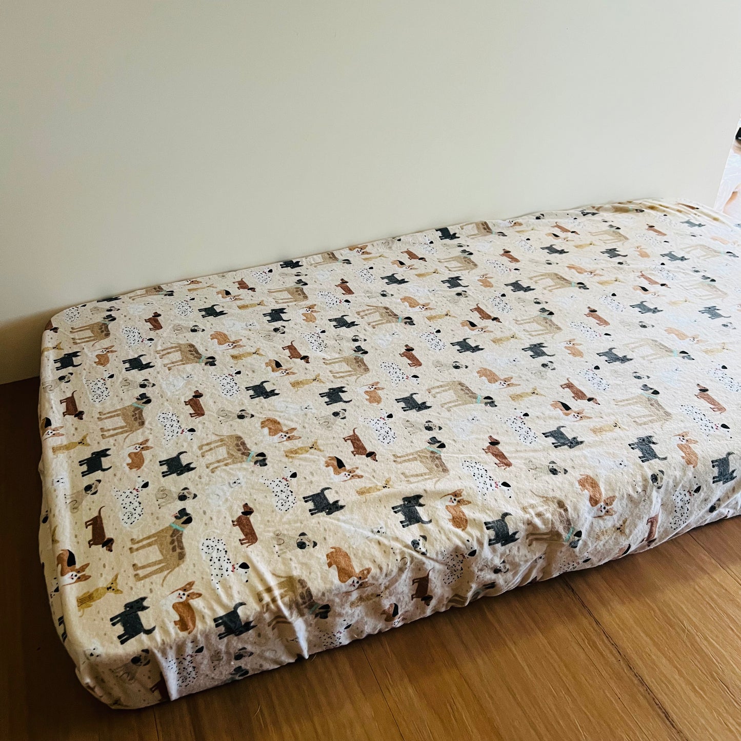 Flannel Fitted Cot Sheet - Doggies