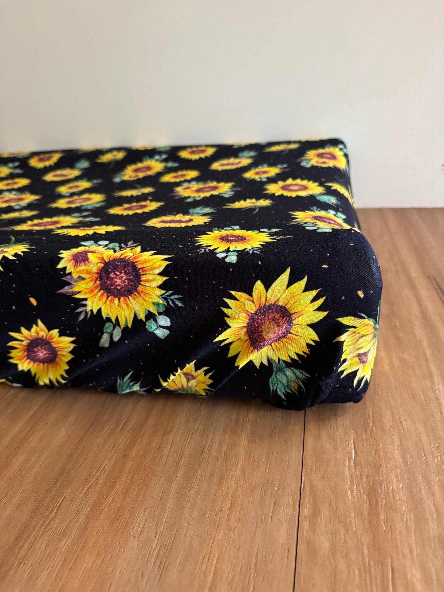 Bassinet & Change Mat Cover - Sunflowers Black