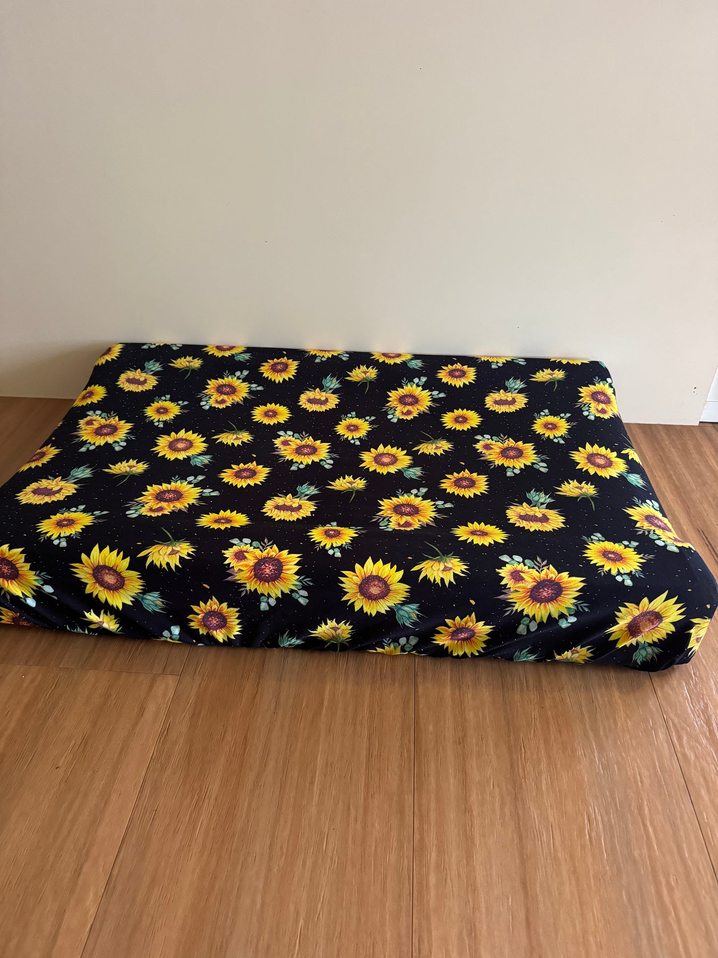 Bassinet & Change Mat Cover - Sunflowers Black