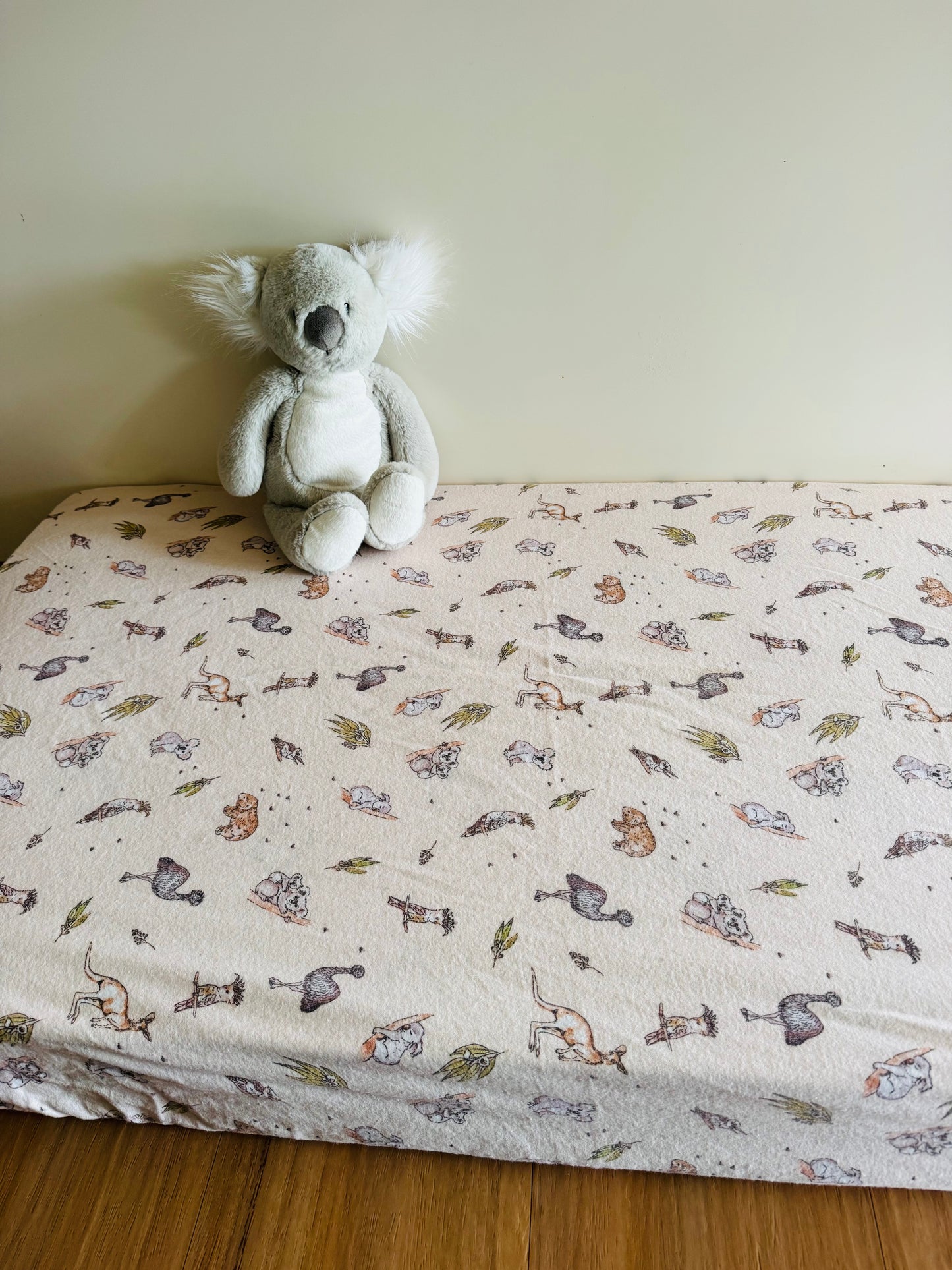 Flannel Fitted Cot Sheet - Neutral Aus Animals