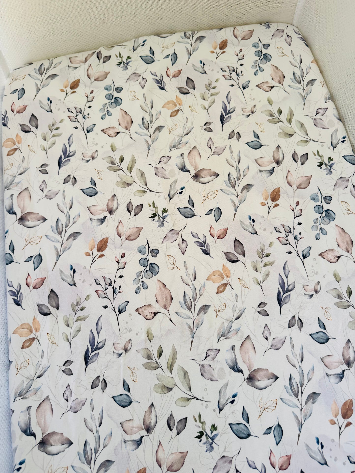 Bassinet & Change Mat Cover - Nature Leaves
