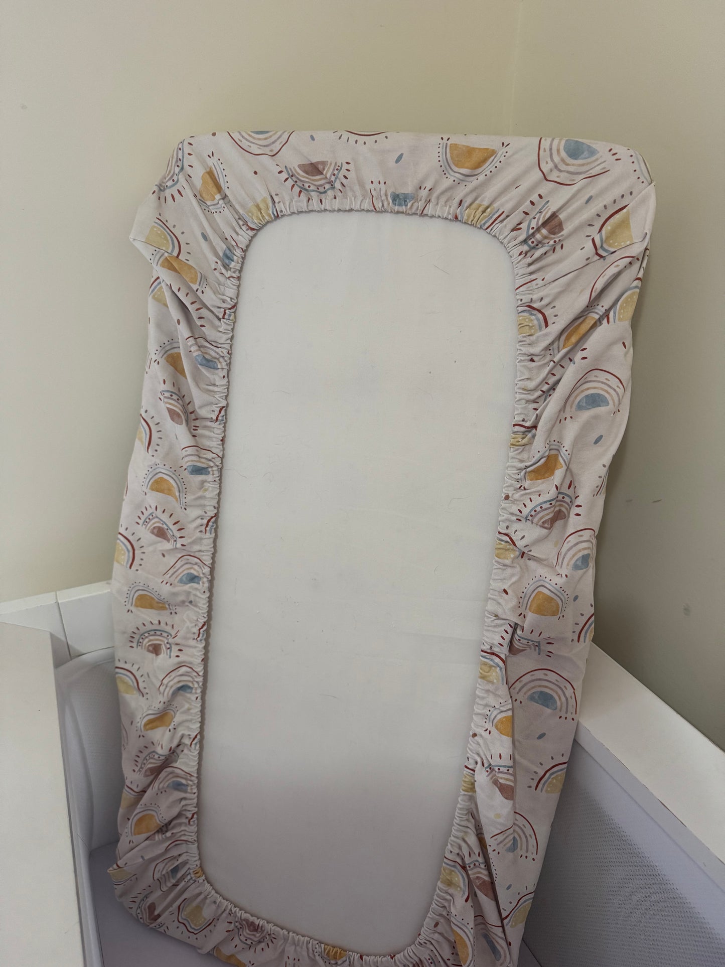 Bassinet & Change Mat Cover - Rainbow Suns
