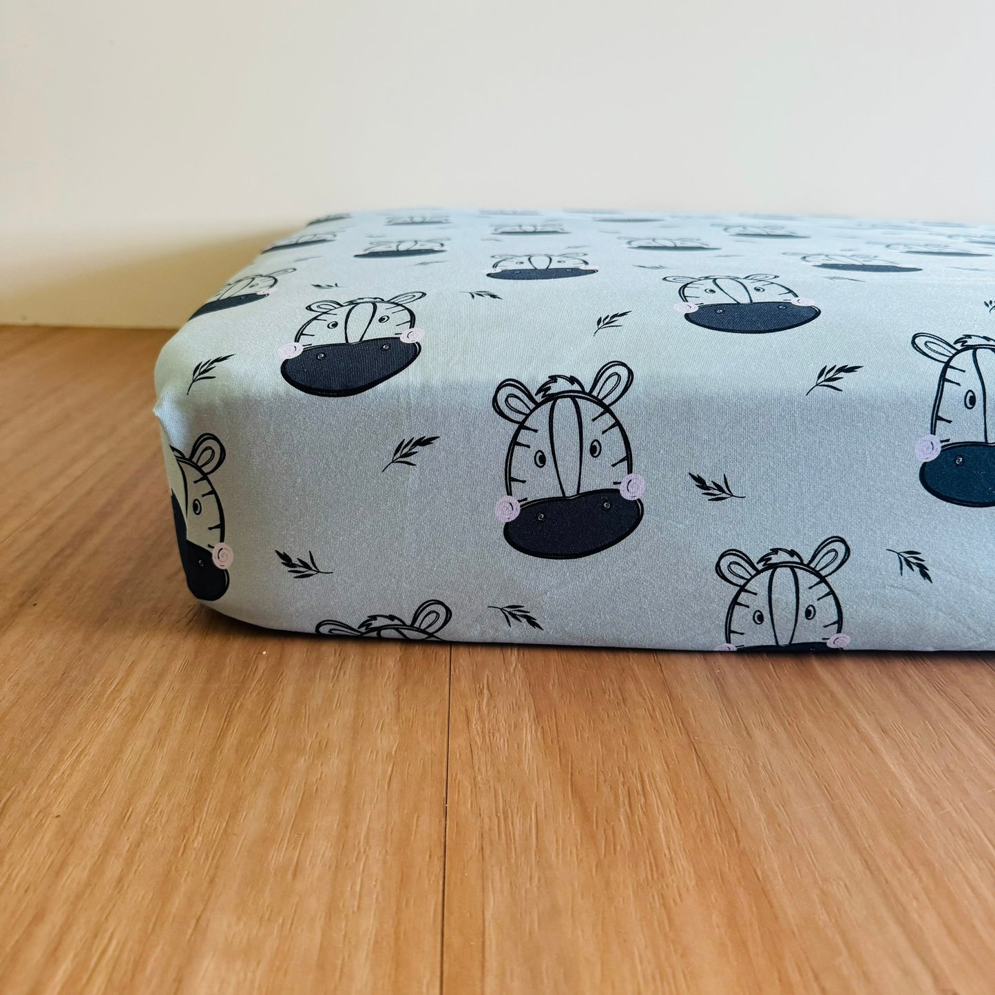 Fitted Cot Sheet - Cotton Jersey Zebra