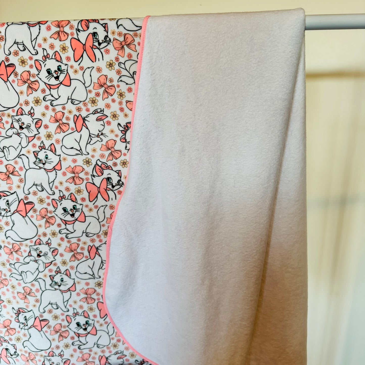 Double Sided Minky Blanket - Marie Kitty