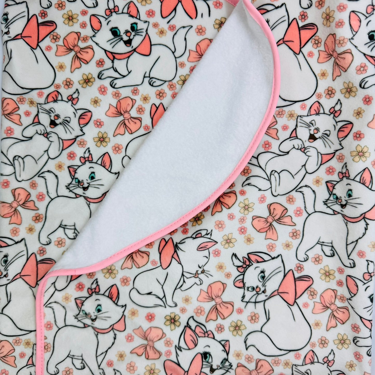 Double Sided Minky Blanket - Marie Kitty